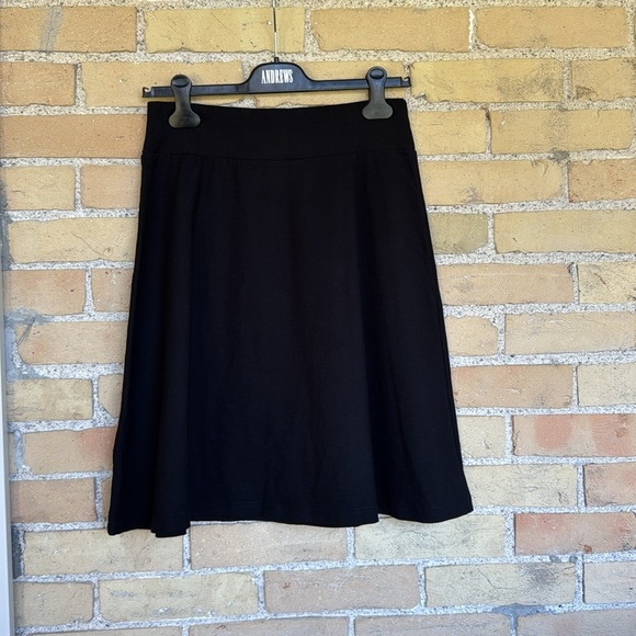 Designs by Naomi Classic Black Women's Skirt - Picture 3 of 3